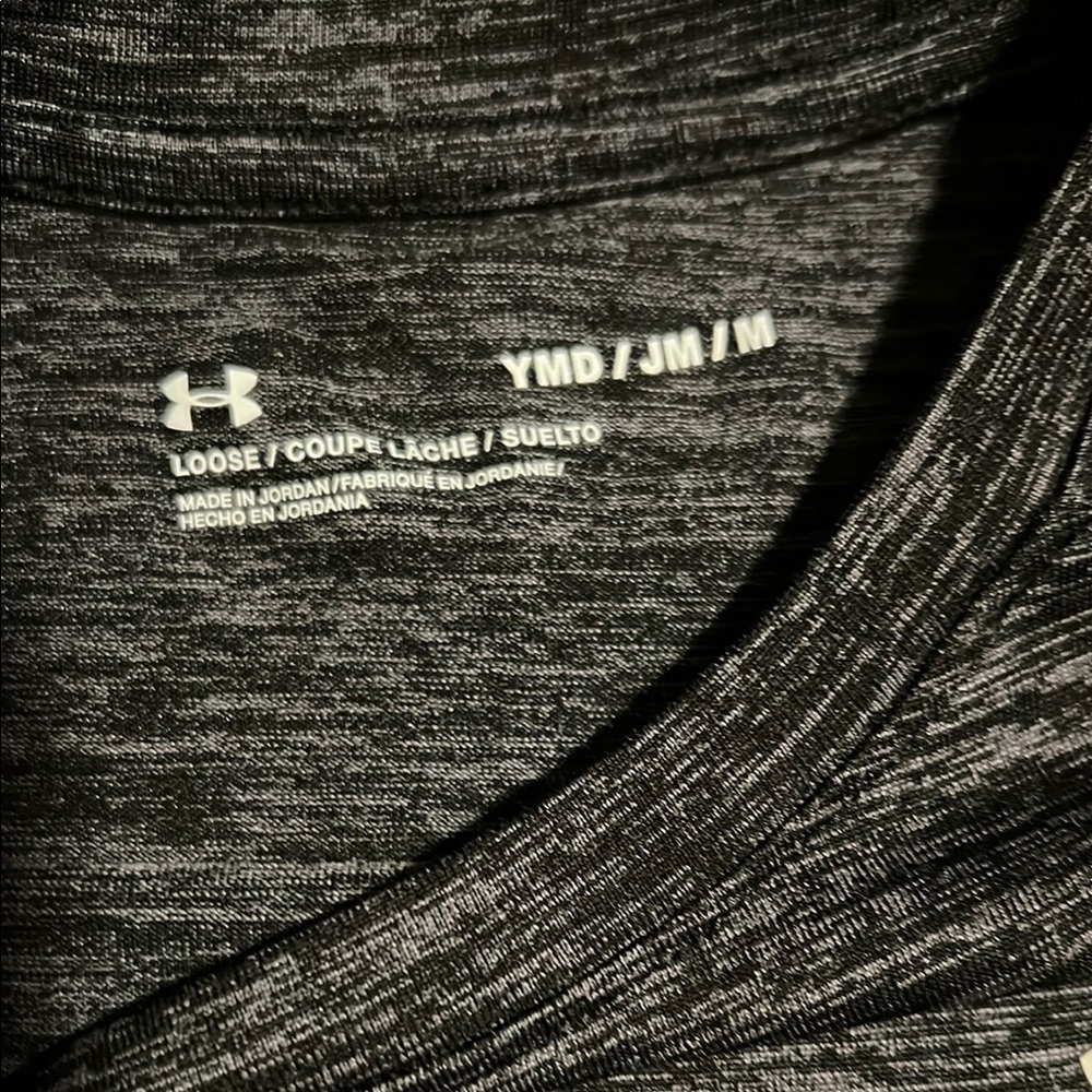 Under Armour T-Shirt - Picture 2 of 3